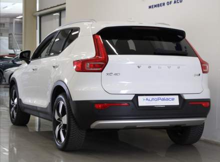 Volvo - XC40