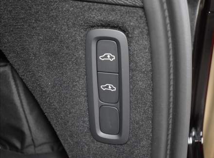 Volvo - XC90