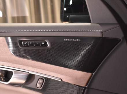 Volvo - XC90