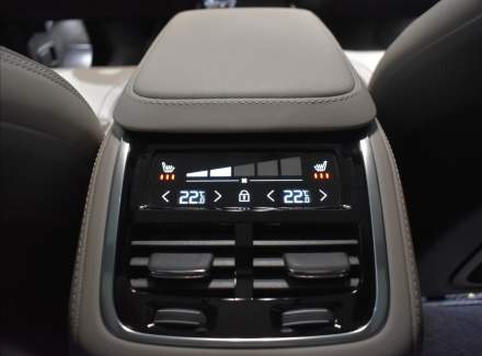 Volvo - XC90