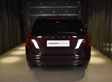 Volvo - XC90