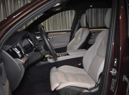 Volvo - XC90