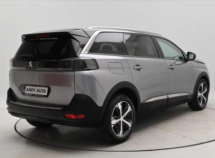 Peugeot - 5008