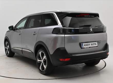 Peugeot - 5008