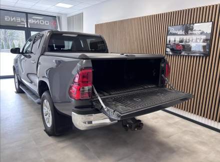 Toyota - Hilux