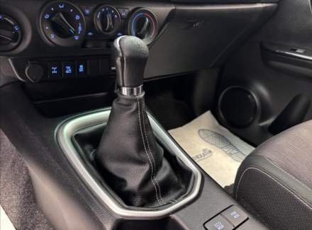 Toyota - Hilux