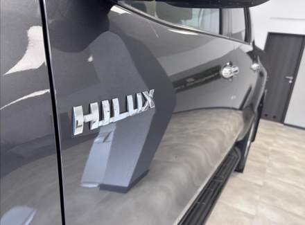 Toyota - Hilux