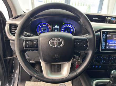 Toyota - Hilux