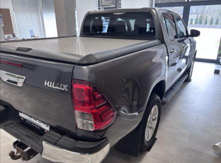 Toyota - Hilux