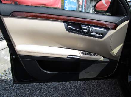 Mercedes-Benz - S-class