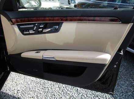 Mercedes-Benz - S-class