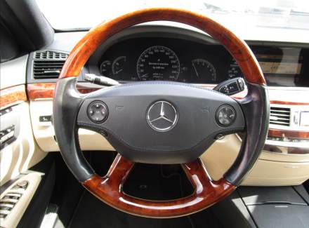 Mercedes-Benz - S-class