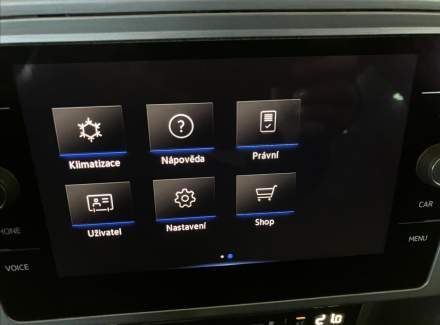 Volkswagen - Passat