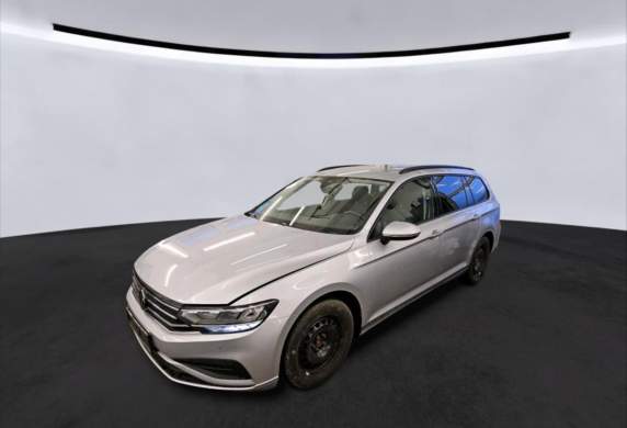 Volkswagen - Passat
