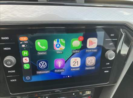 Volkswagen - Passat