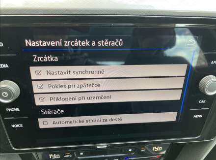 Volkswagen - Passat