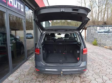 Volkswagen - Touran