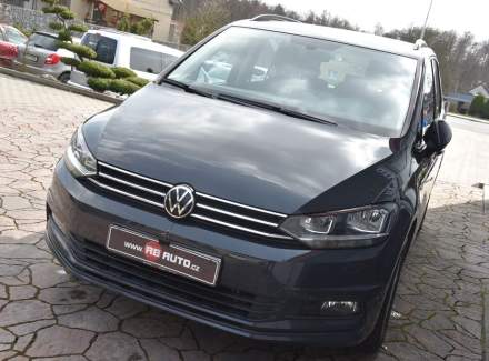 Volkswagen - Touran