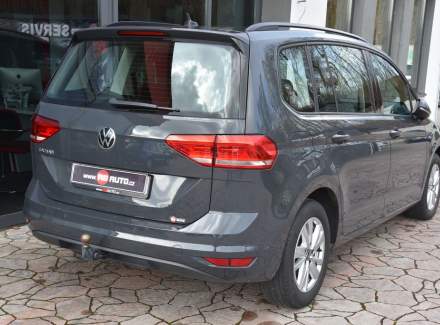 Volkswagen - Touran