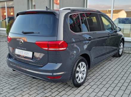 Volkswagen - Touran