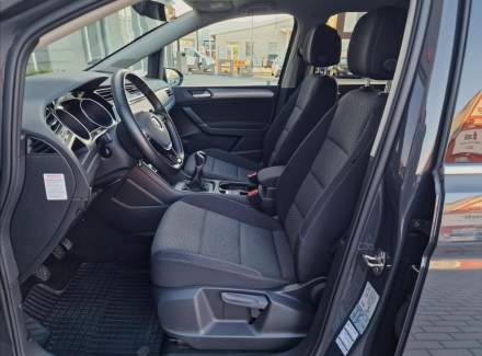 Volkswagen - Touran