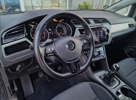 Volkswagen - Touran