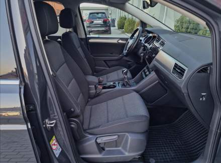 Volkswagen - Touran