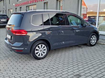 Volkswagen - Touran
