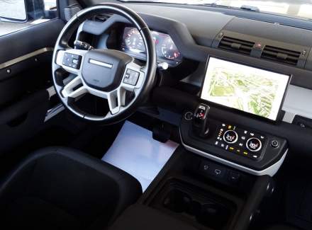 Land Rover - Defender