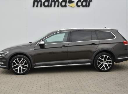 Volkswagen - Passat