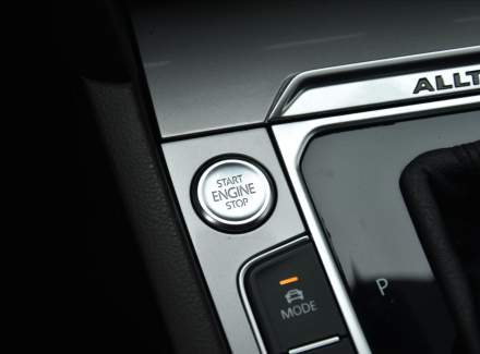 Volkswagen - Passat