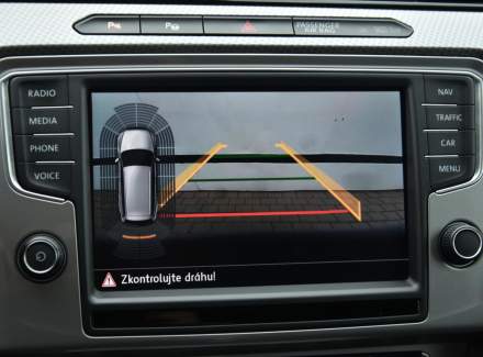 Volkswagen - Passat
