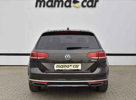 Volkswagen - Passat