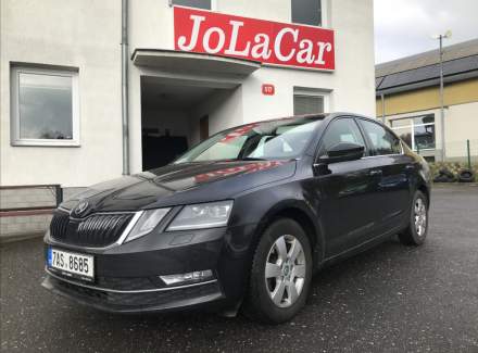 Škoda - Octavia