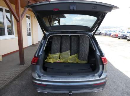 Volkswagen - Tiguan
