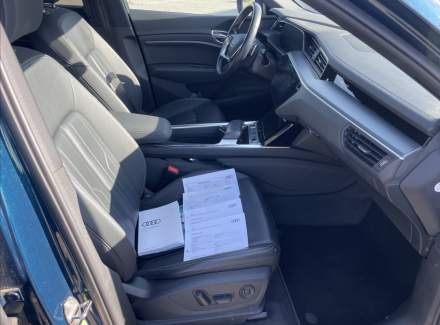 Audi - E-tron