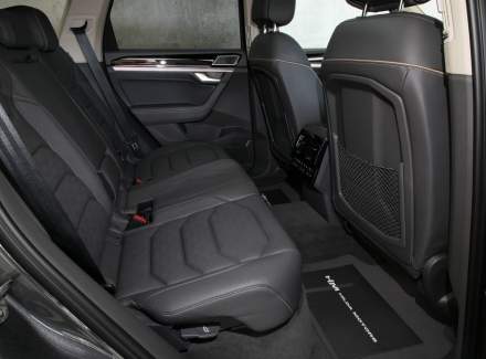 Volkswagen - Touareg