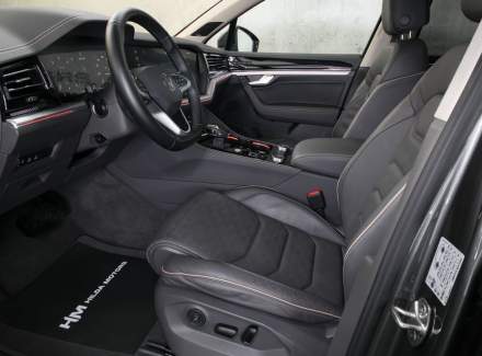 Volkswagen - Touareg