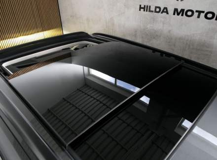 Volkswagen - Touareg