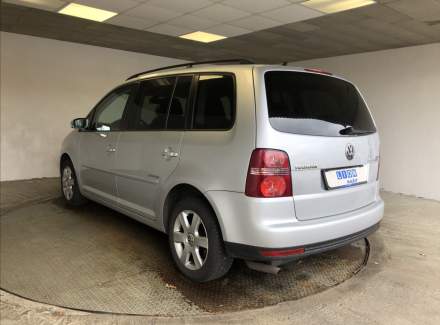 Volkswagen - Touran