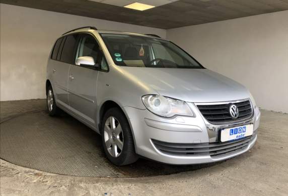 Volkswagen - Touran
