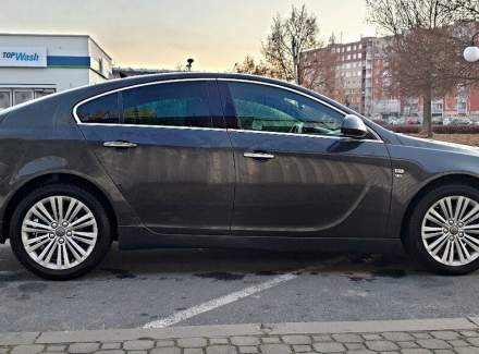Opel - Insignia