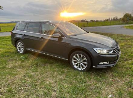 Volkswagen - Passat