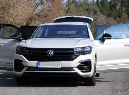 Volkswagen - Touareg
