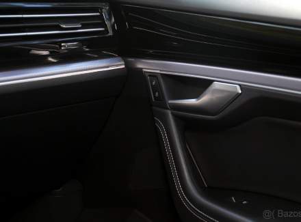 Volkswagen - Touareg