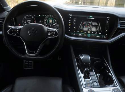 Volkswagen - Touareg