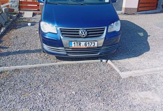 Volkswagen - Touran