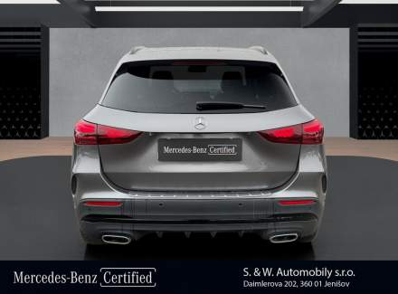 Mercedes-Benz - GLA