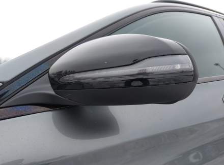 Mercedes-Benz - C-class