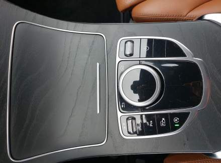 Mercedes-Benz - C-class